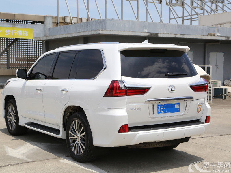 雷克萨斯LX 570 [进口] 2018款 5.7L 自动 四驱 铂金版中东版平行进口 (欧Ⅴ) 