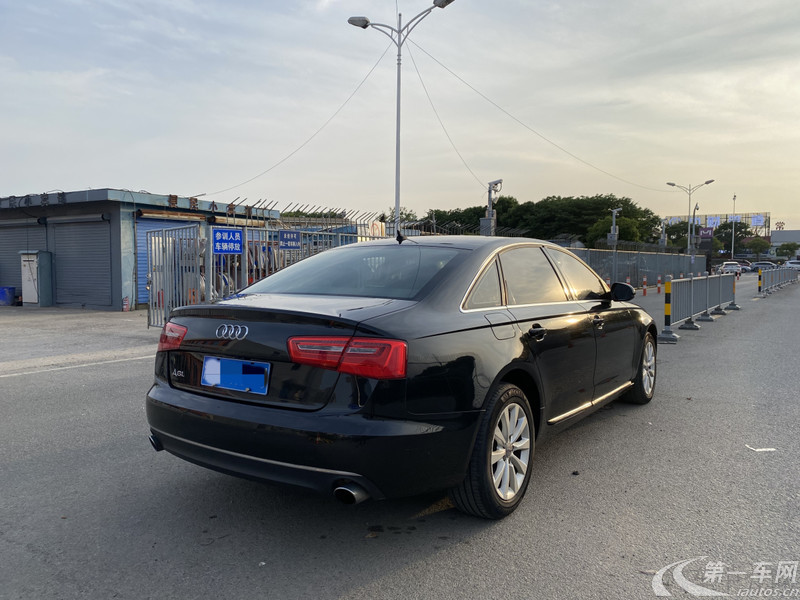 奥迪A6L 30FSI 2015款 2.5L 自动 纪念舒享版 (国Ⅴ) 