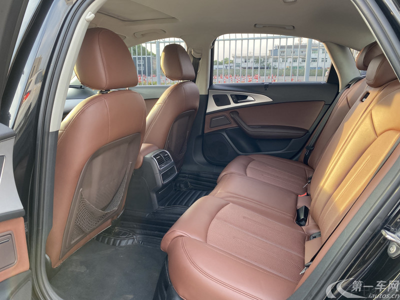 奥迪A6L 30FSI 2015款 2.5L 自动 纪念舒享版 (国Ⅴ) 