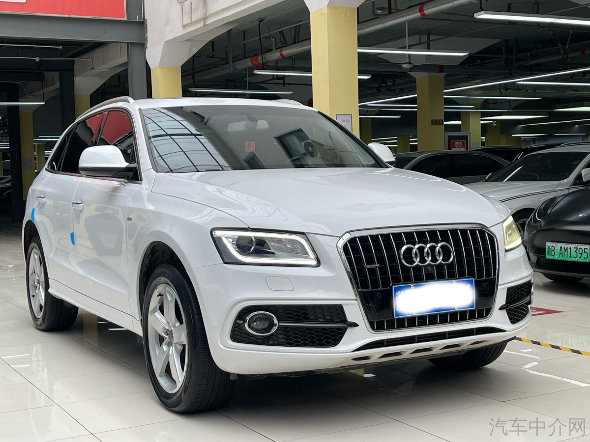 奥迪Q5 2018款 2.0T 自动 四驱 汽油 技术型典藏版 价格0万 