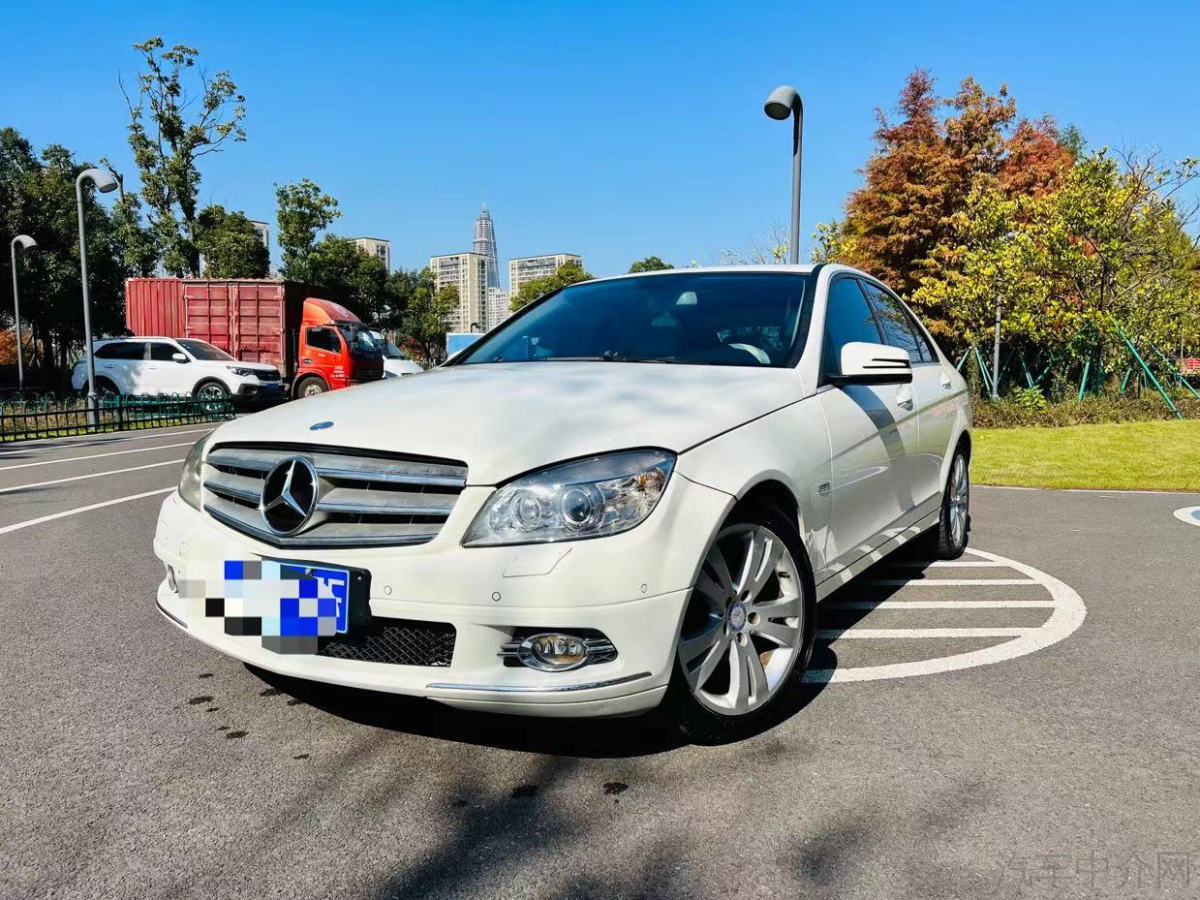 奔驰C级 C300 2010款 3.0L 自动 时尚型 价格0万