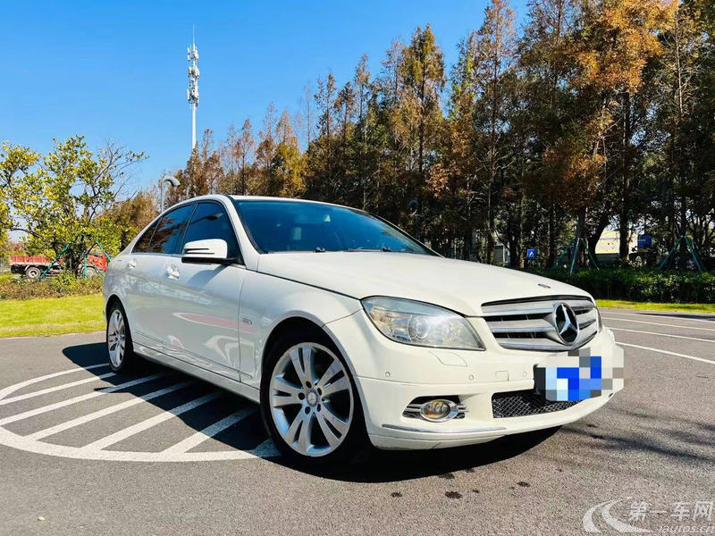 奔驰C级 C300 2010款 3.0L 自动 时尚型 (国Ⅳ) 