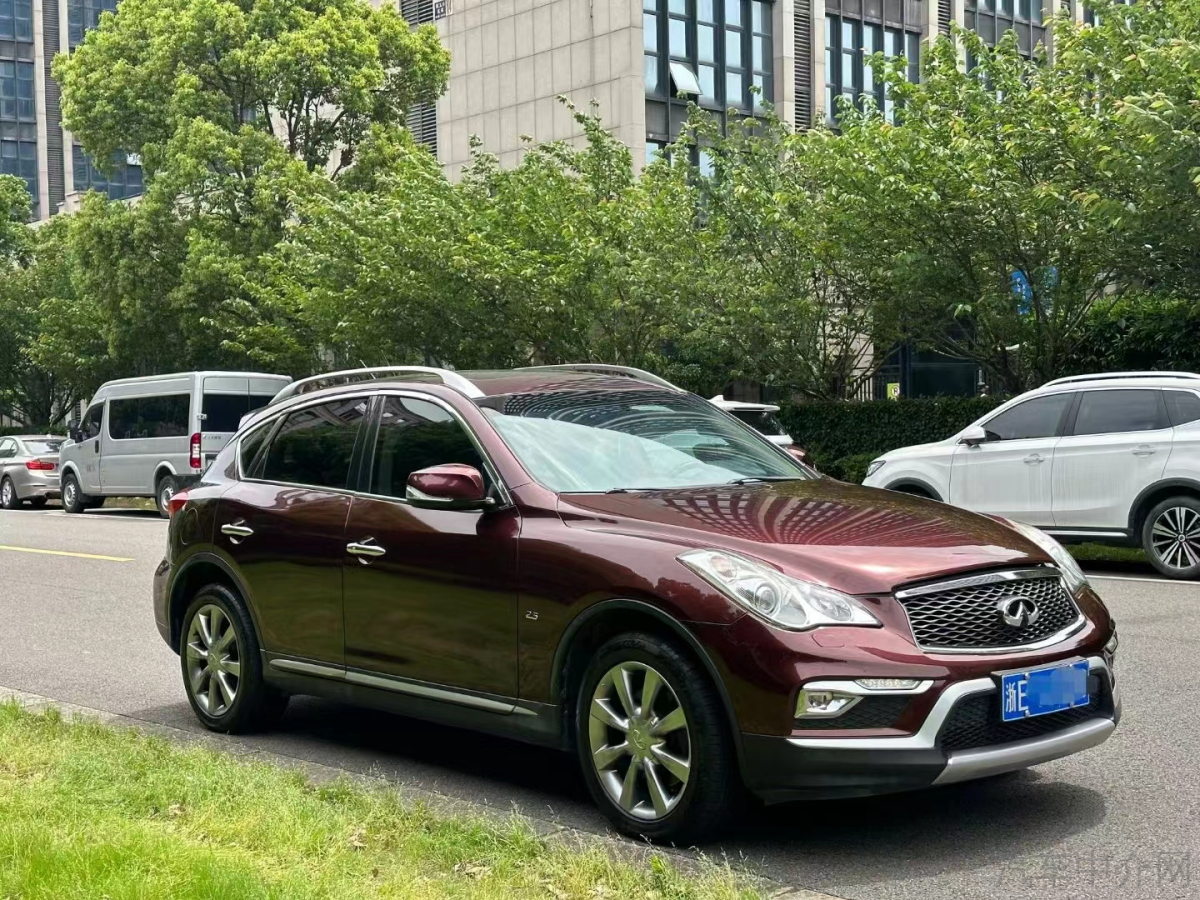 英菲尼迪QX50 2015款 2.5L 自动 舒适版 价格0万 