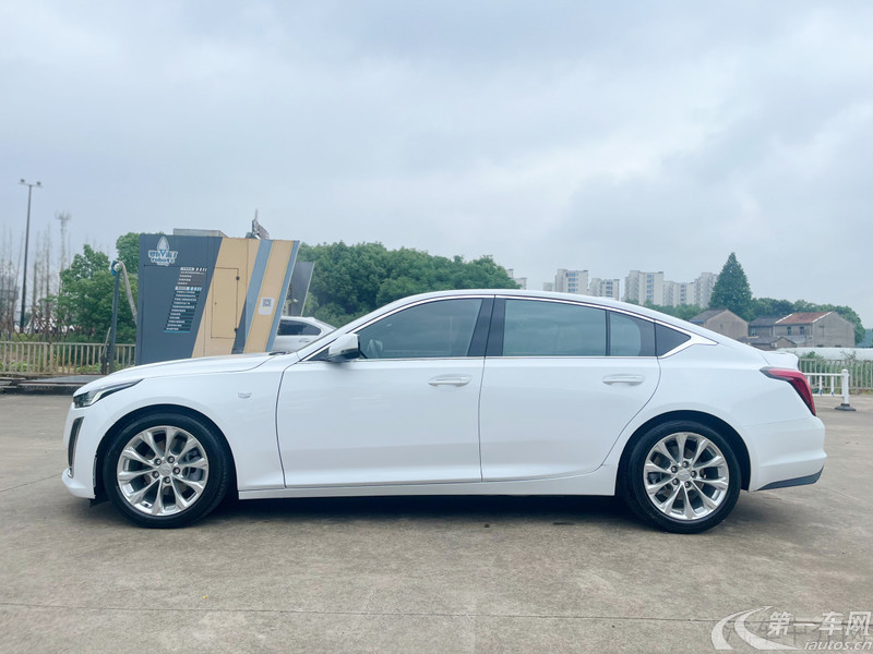 凯迪拉克CT5 2022款 2.0T 自动 28T尊贵型 (国Ⅵ) 