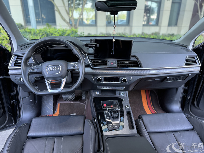 奥迪Q5L 40TFSI 2021款 2.0T 自动 豪华动感型 (国Ⅵ) 