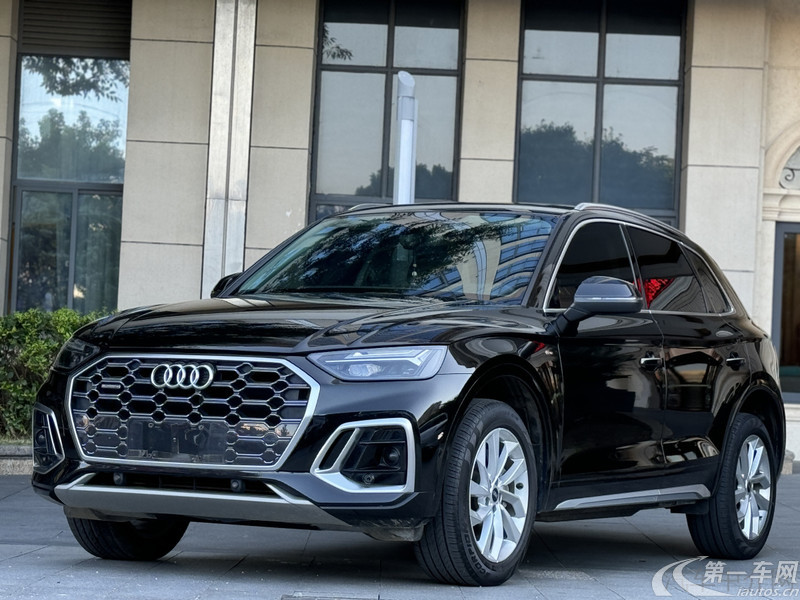 奥迪Q5L 40TFSI 2021款 2.0T 自动 豪华动感型 (国Ⅵ) 