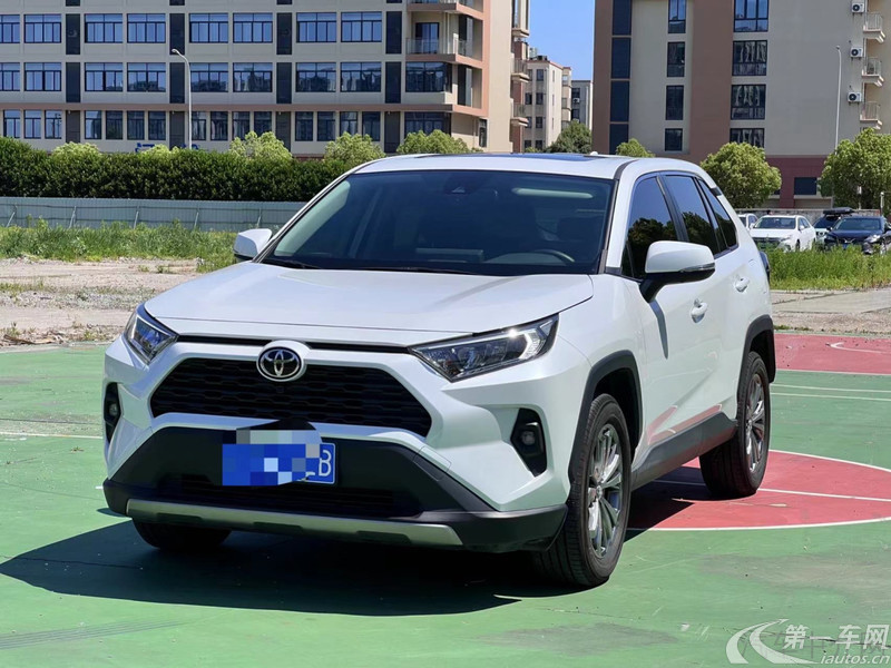 丰田RAV4 2023款 2.0L 自动 前驱 20周年铂金纪念版 (国Ⅵ) 