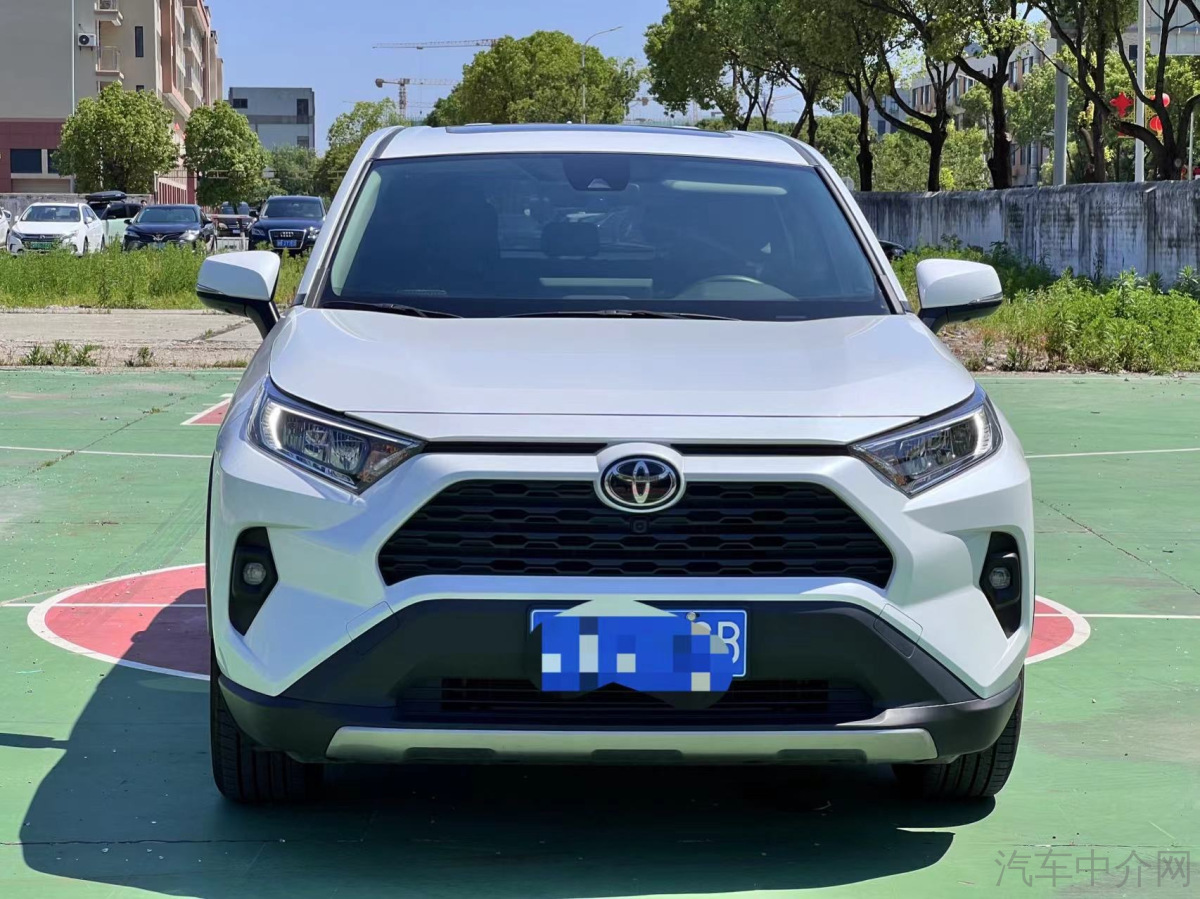 丰田RAV4 2023款 2.0L 自动 前驱 20周年铂金纪念版 价格0万