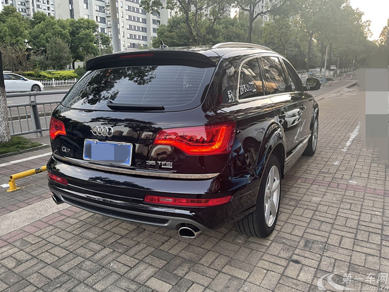 奥迪Q7 35 [进口] 2015款 3.0T 自动 运动型 