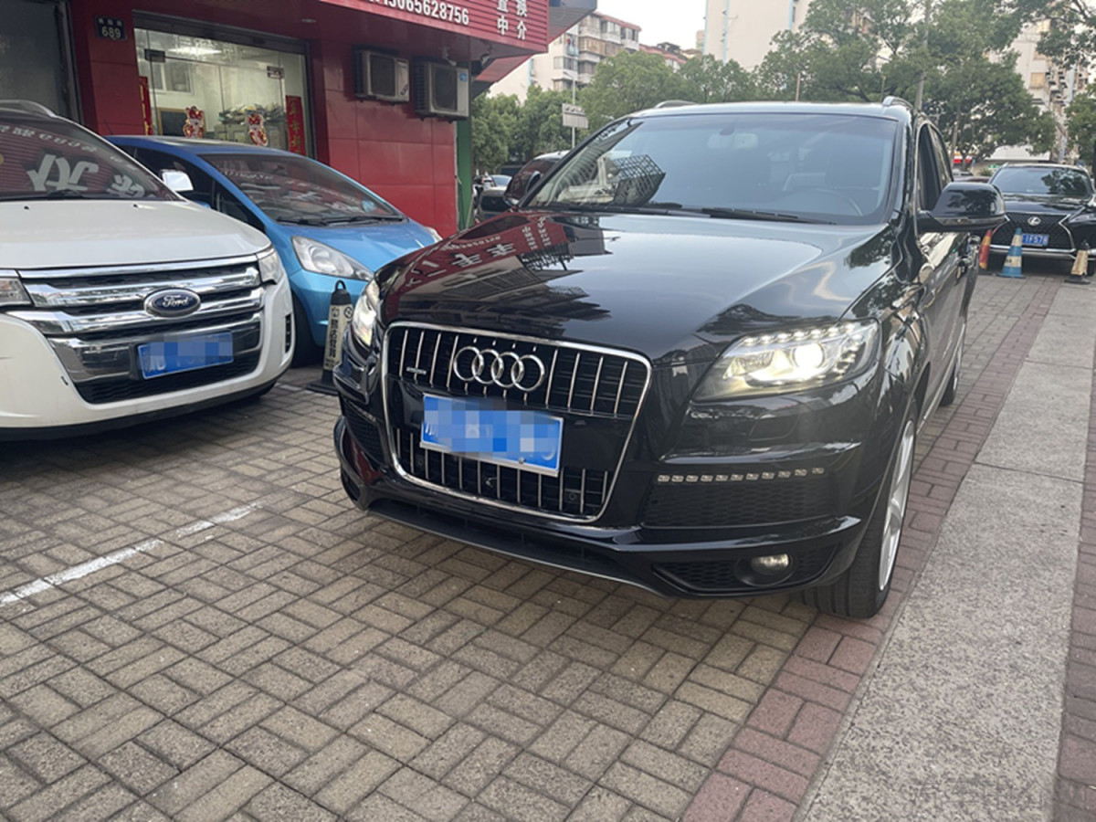 奥迪Q7 35 [进口] 2015款 3.0T 自动 运动型价格0万 