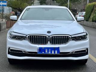 宝马5系 530Li 2.0T 自动 尊享型M运动套装 