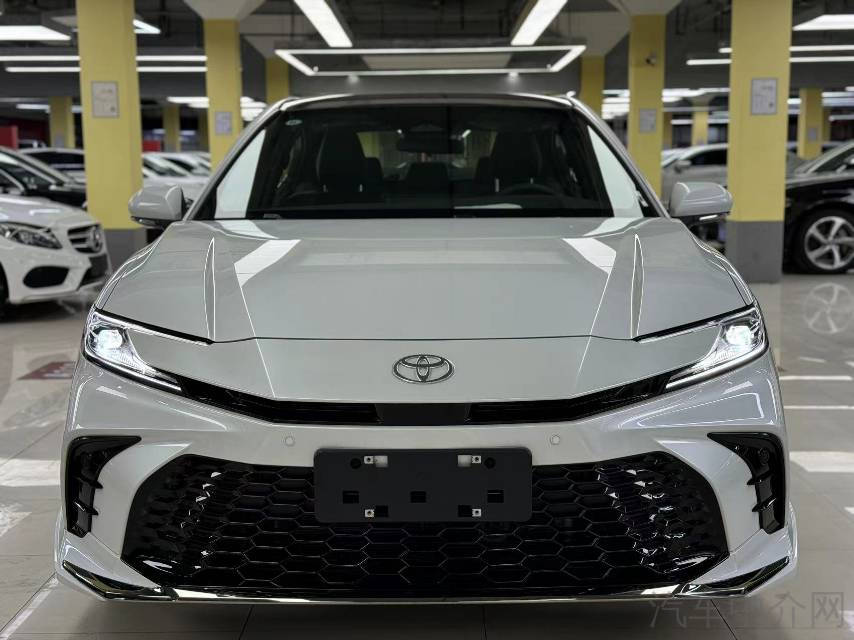 丰田凯美瑞 2024款 2.0L 自动 运动PLUS版 价格0万