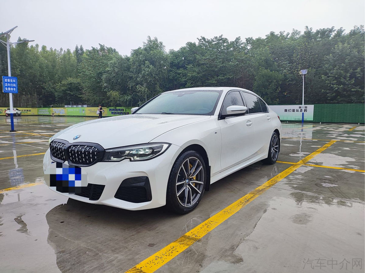宝马3系 325Li 2022款 2.0T 自动 汽油 M运动套装 价格0万 