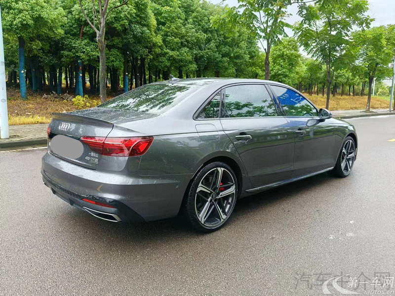 奥迪A4L 2023款 2.0T 自动 quattro豪华动感型 (国Ⅵ) 