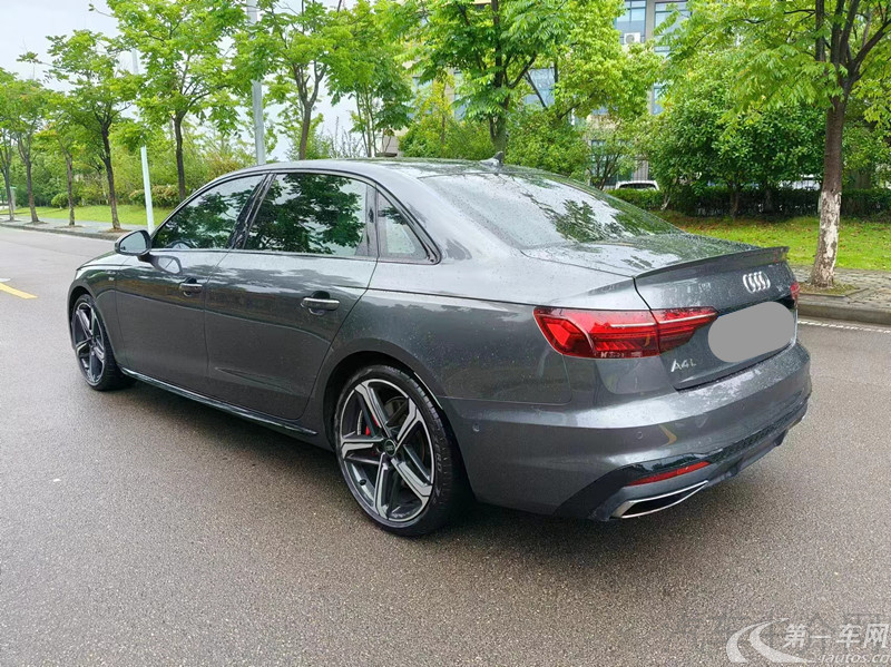 奥迪A4L 2023款 2.0T 自动 quattro豪华动感型 (国Ⅵ) 