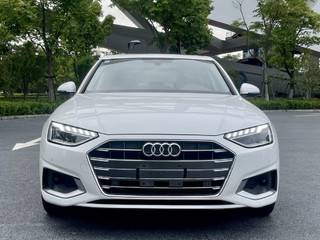 奥迪A4L 40TFSI 2.0T 自动 豪华致雅型 