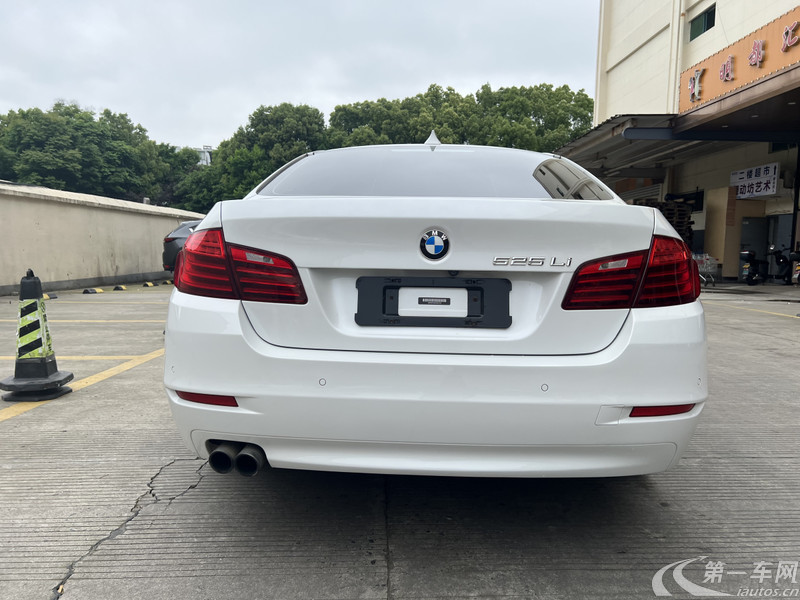 宝马5系 525Li 2017款 2.0T 自动 汽油 豪华设计套装 (国Ⅴ) 