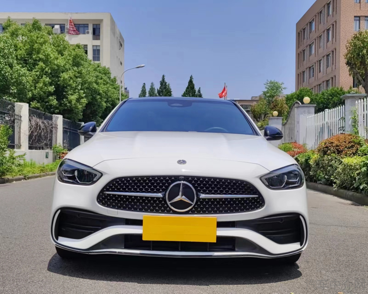 奔驰C级 C260L 2022款 1.5T 自动 改款皓夜运动版 价格0万