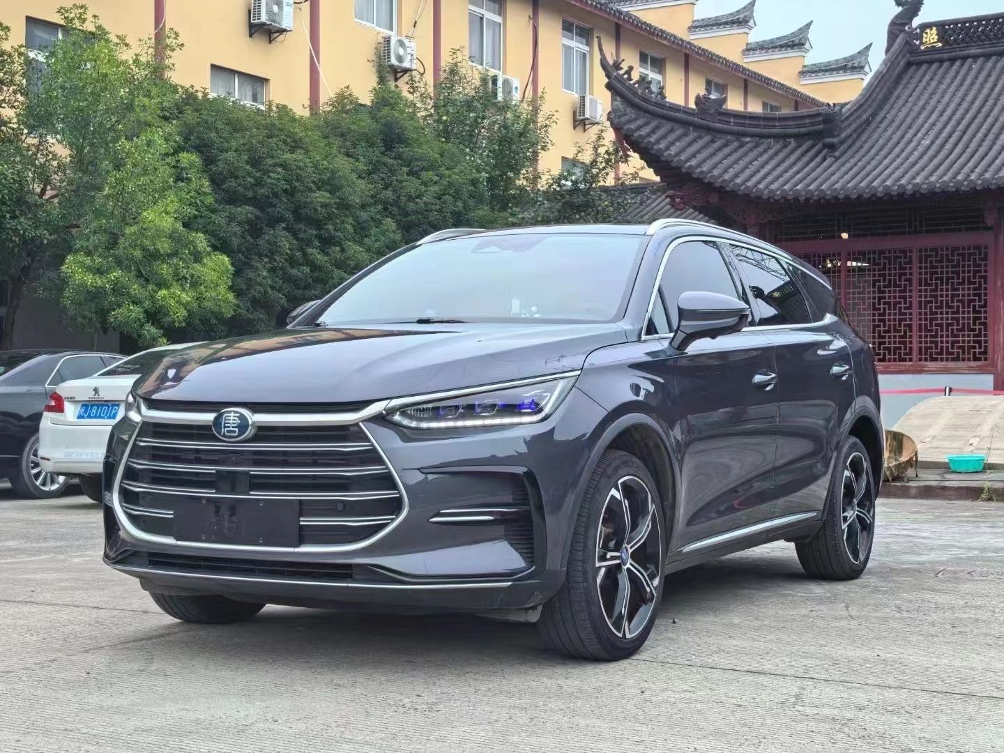 比亚迪唐DM i 2021款 1.5T 自动 112KM尊荣型 价格0万
