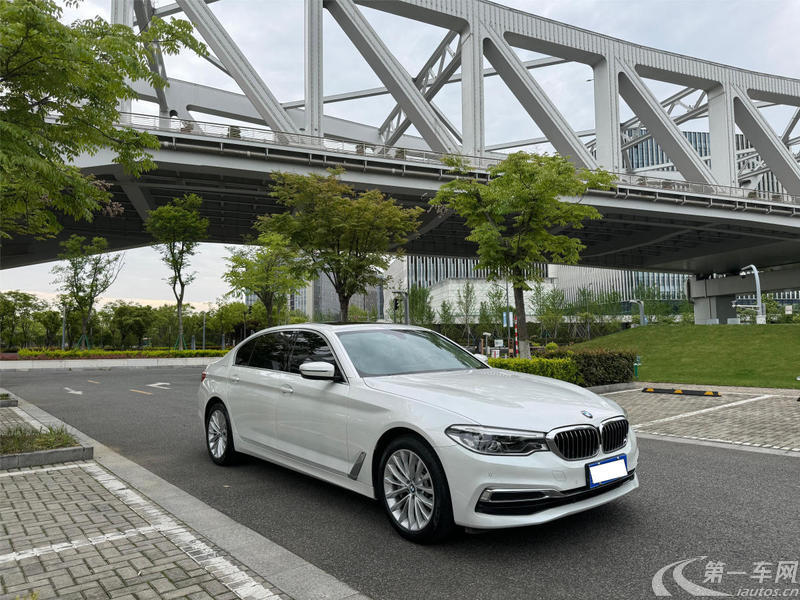 宝马5系 530Li 2020款 2.0T 自动 汽油 尊享型M运动套装 (国Ⅵ) 