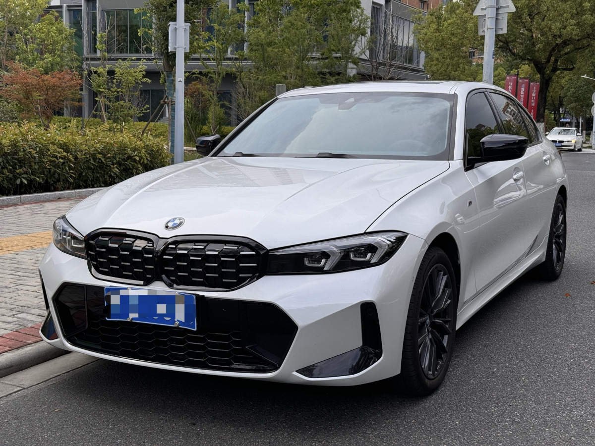 宝马3系 325Li 2024款 2.0T 自动 汽油 M运动曜夜套装 价格0万 