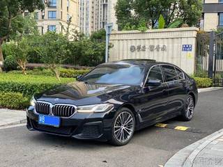 宝马5系 530Li 2022款 2.0T 自动 汽油 改款领先型M运动套装 (国Ⅵ) 