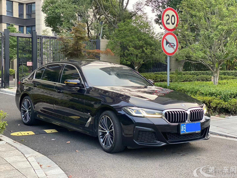 宝马5系 530Li 2022款 2.0T 自动 汽油 改款领先型M运动套装 (国Ⅵ) 