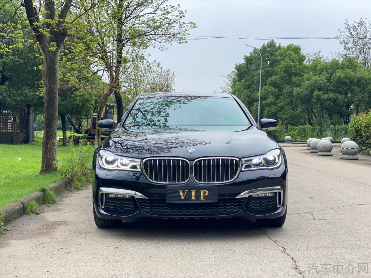 宝马7系 740Li [进口] 2018款 3.0T 自动 汽油 尊享型M运动套装价格0万 
