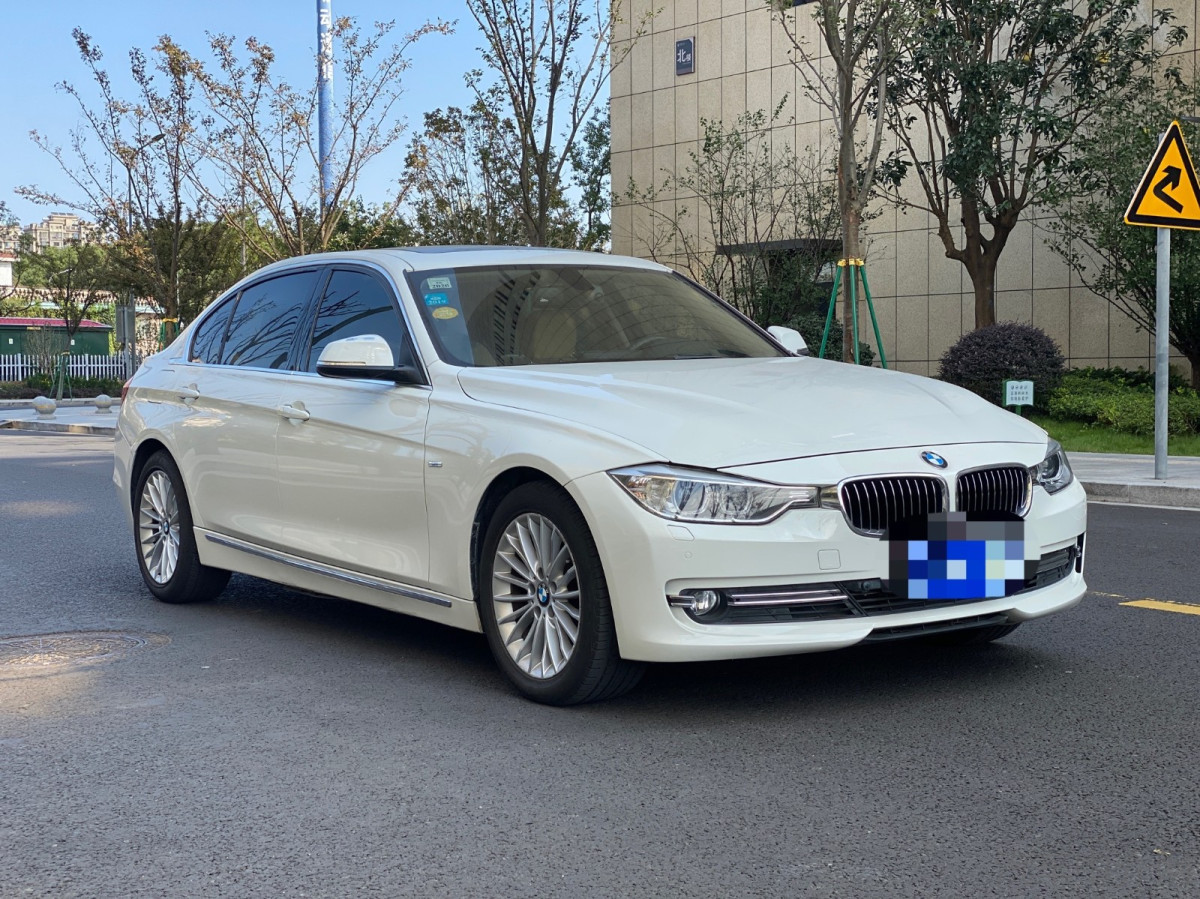 宝马3系 328Li 2013款 2.0T 自动 汽油 豪华型设计套装 价格0万 