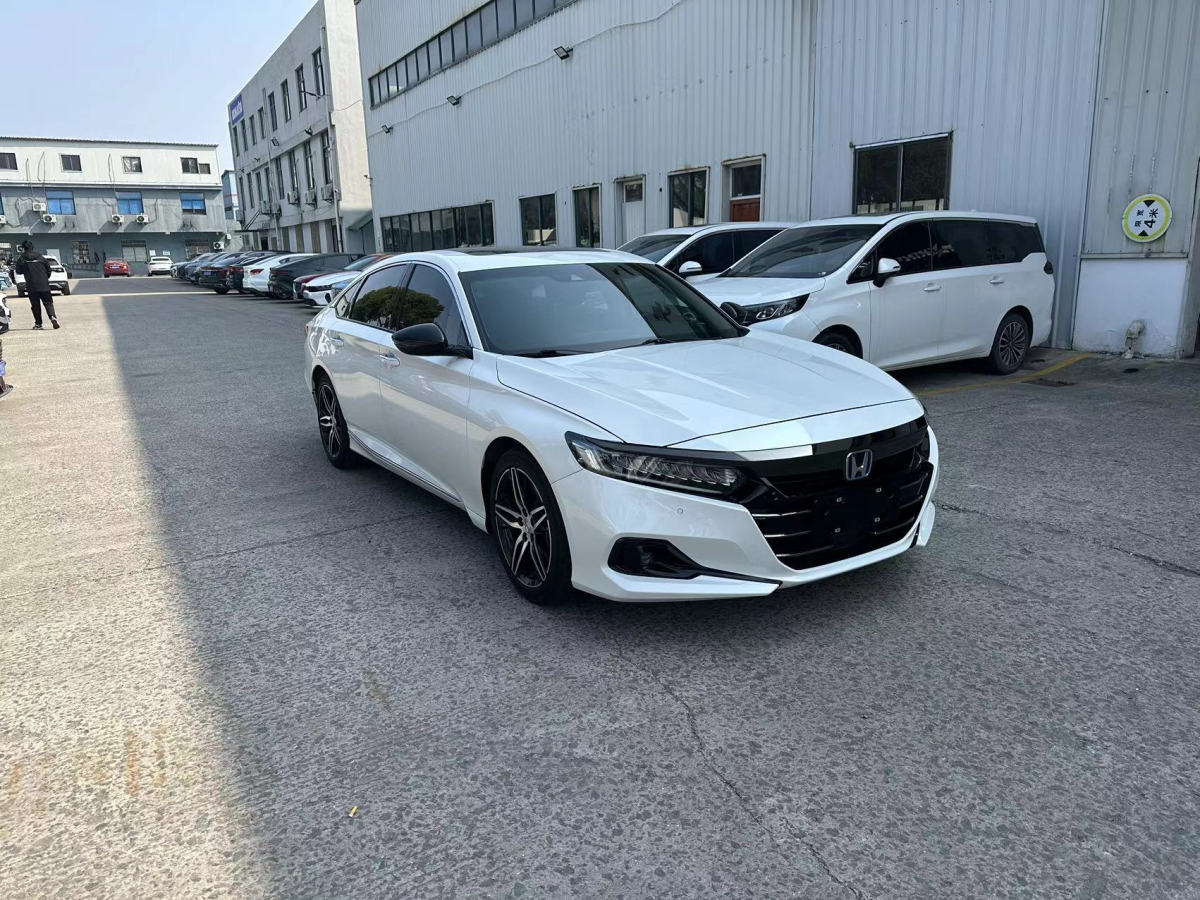 本田雅阁 2022款 2.0L 自动 幻夜·锐智版 价格0万 