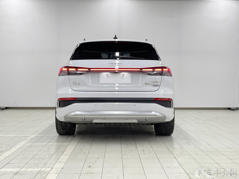 奥迪Q4 e-tron 2023款 0.0T 自动 50-quattro创享版 