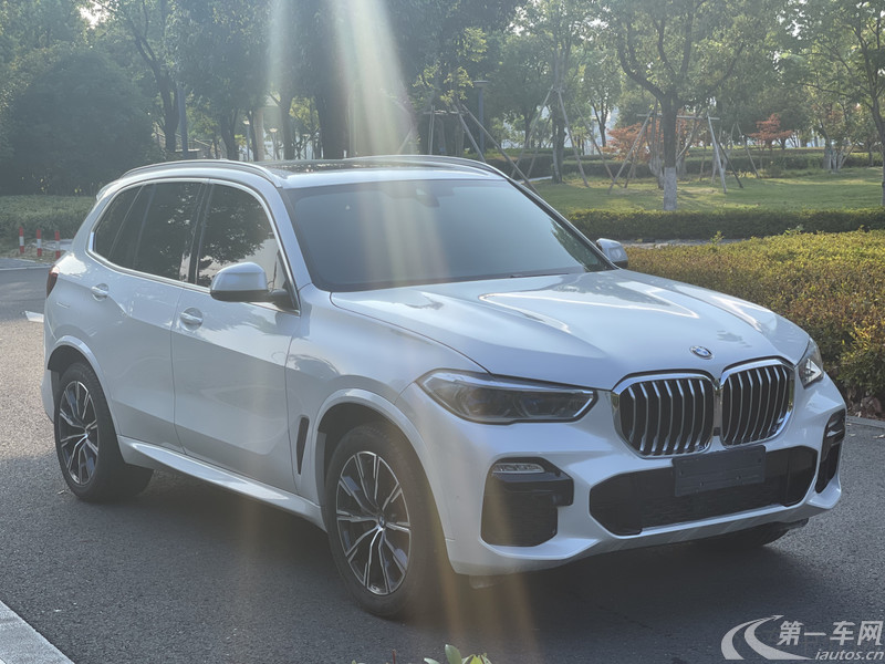 宝马X5 xDrive40Li 2022款 3.0T 自动 尊享型M运动套装 (国Ⅵ) 