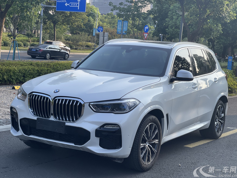 宝马X5 xDrive40Li 2022款 3.0T 自动 尊享型M运动套装 (国Ⅵ) 