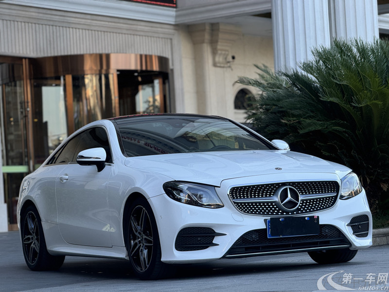 奔驰E级Coupe E300 [进口] 2018款 2.0T 自动 轿跑 