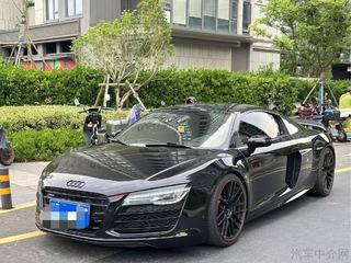 奥迪R8 5.2L 自动 