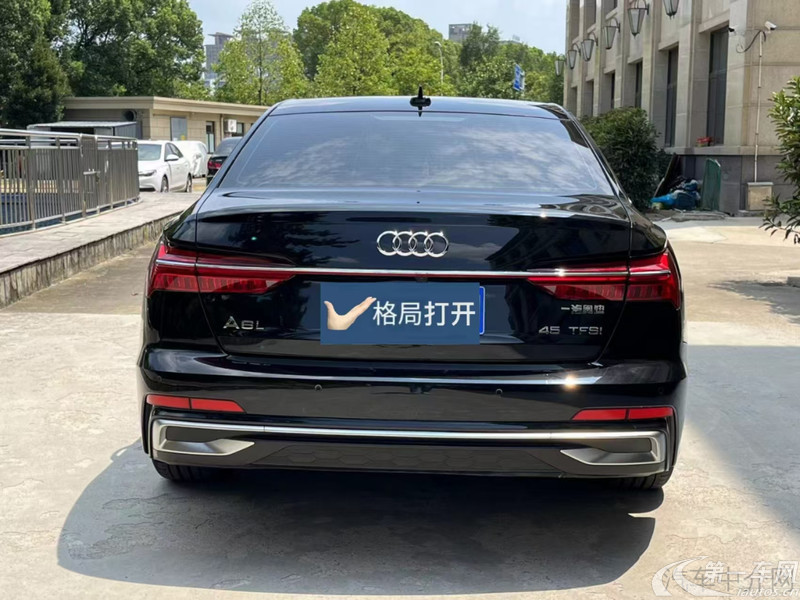 奥迪A6L 45TFSI 2024款 2.0T 自动 臻选致雅型 (国Ⅵ) 