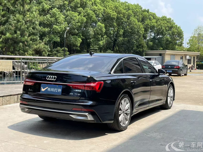 奥迪A6L 45TFSI 2024款 2.0T 自动 臻选致雅型 (国Ⅵ) 