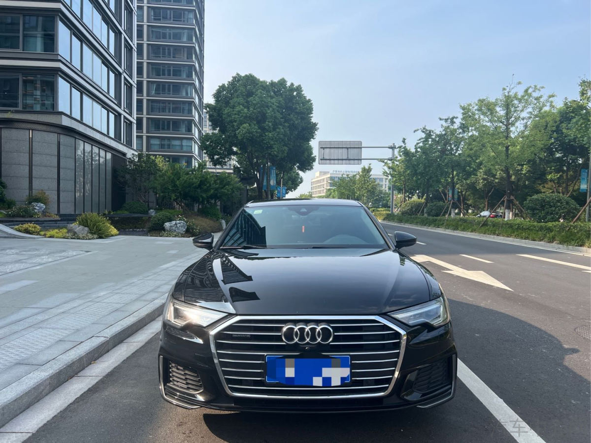 奥迪A6L 45TFSI 2020款 2.0T 自动 尊享动感型 价格0万 
