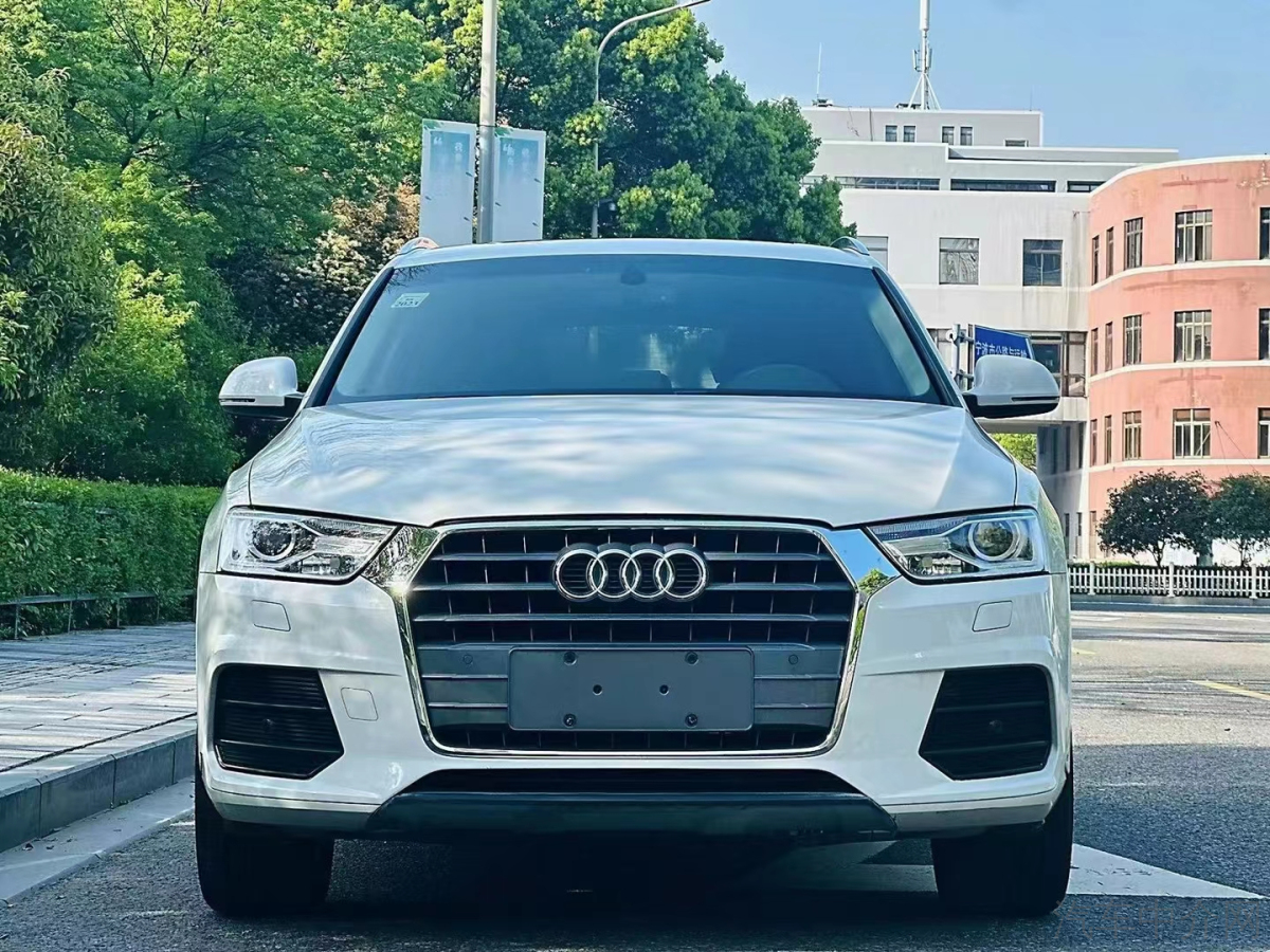 奥迪Q3 30TFSI 2016款 1.4T 自动 前驱 风尚型 价格0万 
