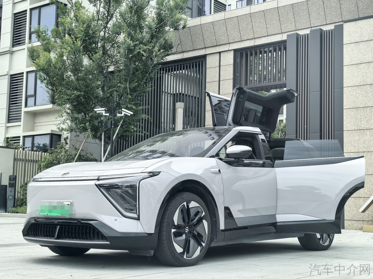 高合HiPhi Y 2023款 0.0T 自动 560km精英版价格0万 