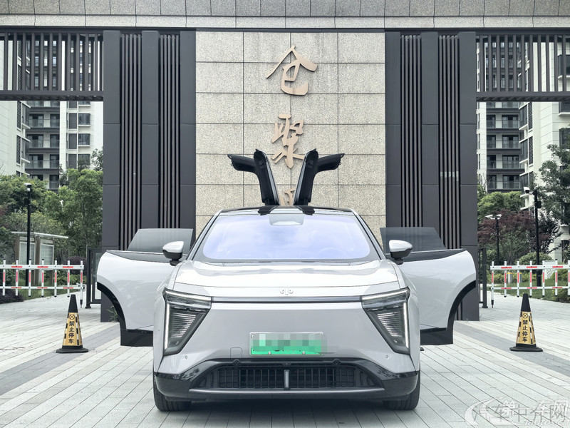 高合HiPhi Y 2023款 0.0T 自动 560km精英版 