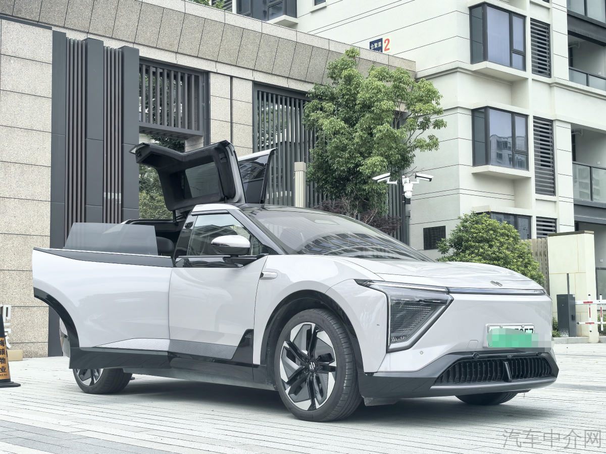 高合HiPhi Y 2023款 0.0T 自动 560km精英版价格0万 