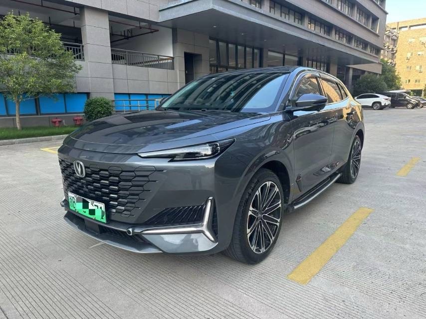 长安UNI二手车 二手K PHEV 蓝鲸iDD 2022款 1.5T 自动 尊贵型 价格0万