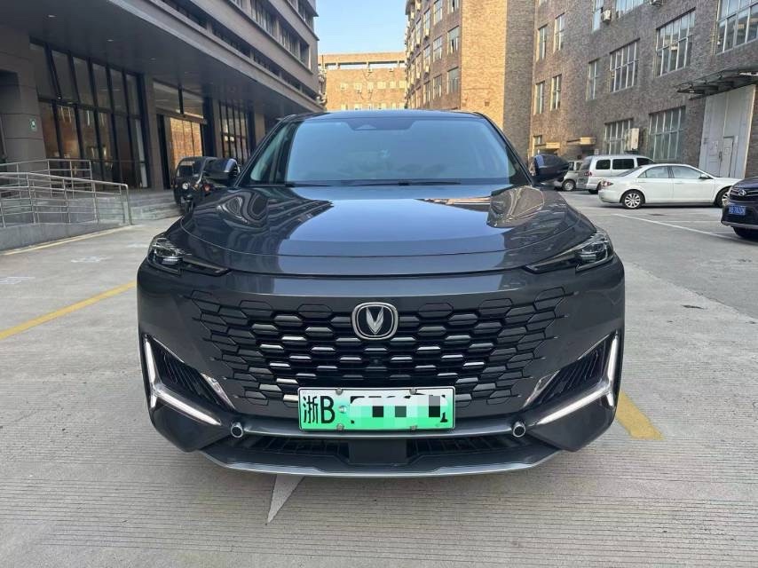 长安UNI二手车 二手K PHEV 蓝鲸iDD 2022款 1.5T 自动 尊贵型 价格0万 
