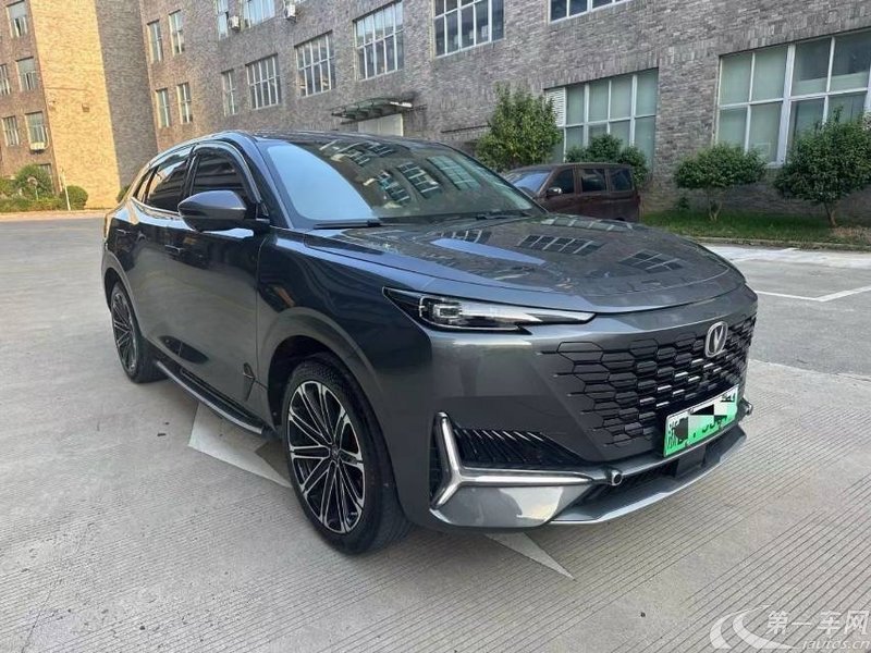 长安UNI-K PHEV 蓝鲸iDD 2022款 1.5T 自动 尊贵型 (国Ⅵ) 