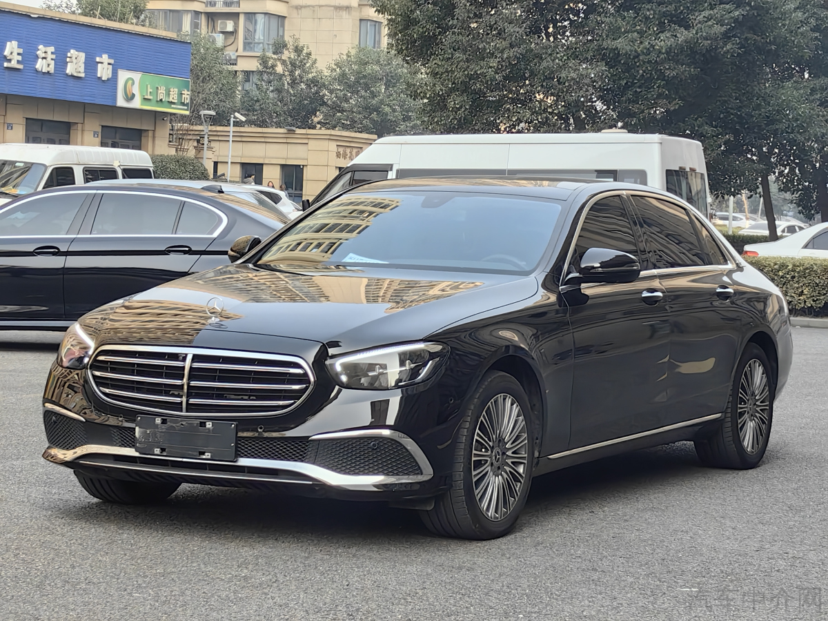 奔驰E级 E300L 2021款 2.0T 自动 汽油 豪华型 价格0万
