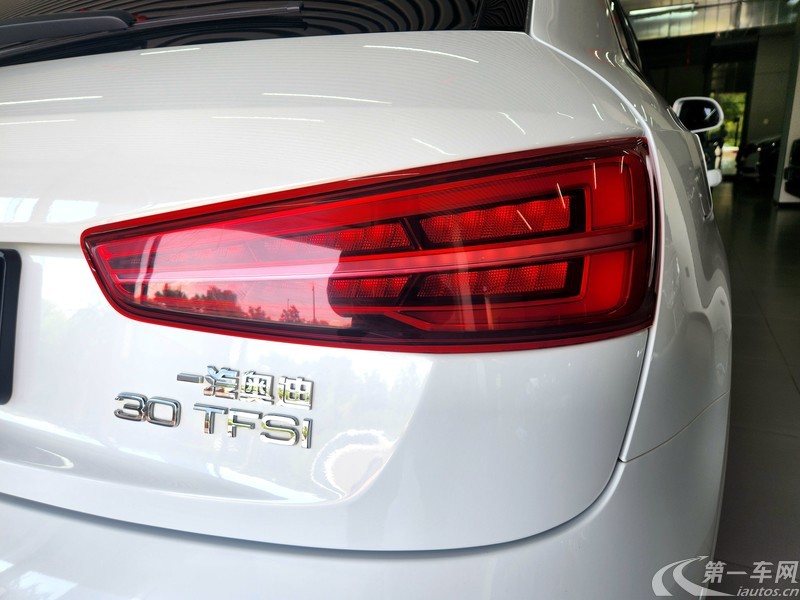 奥迪Q3 30TFSI 2017款 1.4T 自动 前驱 风尚型 (国Ⅴ) 