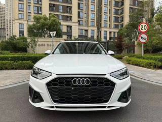 奥迪A4L 40TFSI 2.0T 自动 豪华动感型 