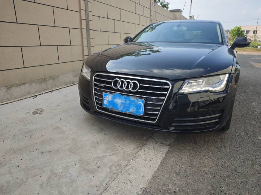 奥迪Q3 45TFSI 2023款 2.0T 自动 四驱 quattro时尚动感型 价格0万 