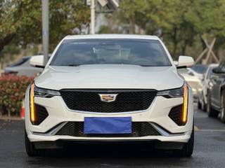 凯迪拉克XT4 2.0T 